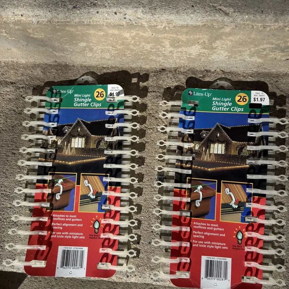 2‎ Pack New Mini Light Shingle Gutter Clips (52)